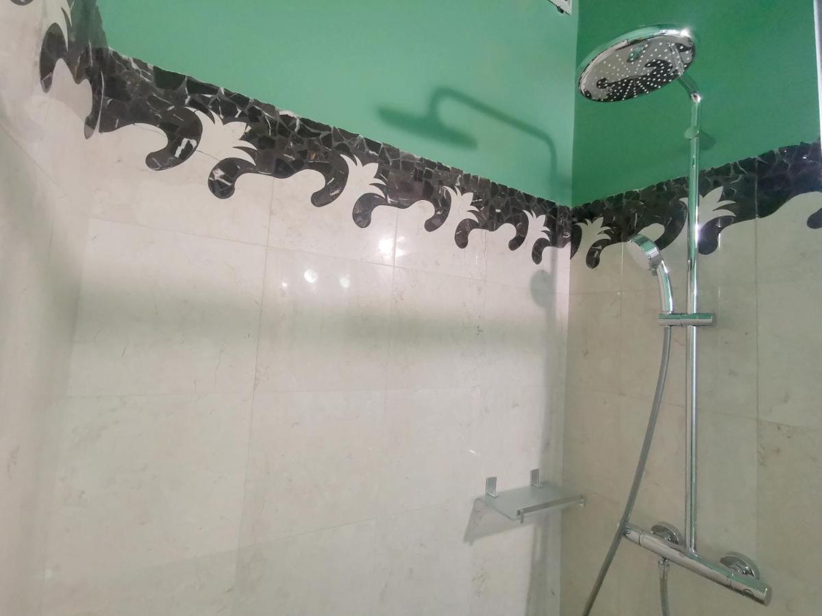 Speciale Tarshito Guesthouse Bari Dış mekan fotoğraf